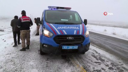 Öğretmenleri taşıyan servis takla attı: 6 yaralı