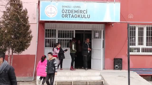 Köy Çocuklarını Güreş Le Okullu Yaptı