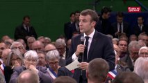 Emmanuel Macron n’a « pas de tabou » sur le non-cumul des mandats