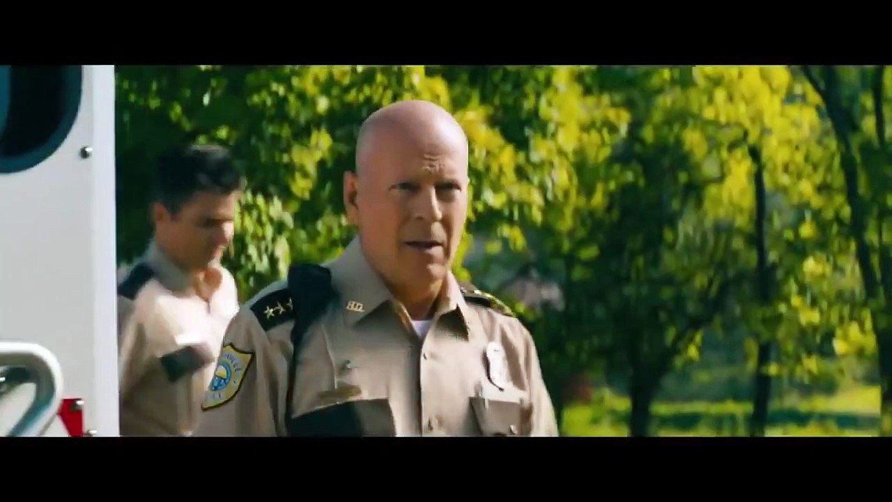 Caçada Brutal  (First Kill) Trailer Legendado 2017