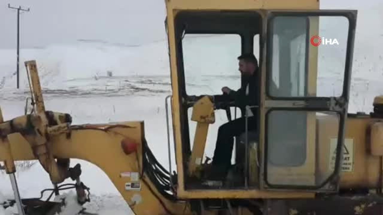 Kar Nedeniyle 181 Köy Yolunun Kapandığı Gümüşhane'de Kalp Hastası Yaşlı Adama Güçlükle Ulaşıldı