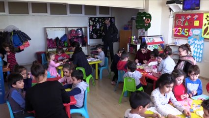 Anaokulunda bez torba ve file üretimi - MERSİN