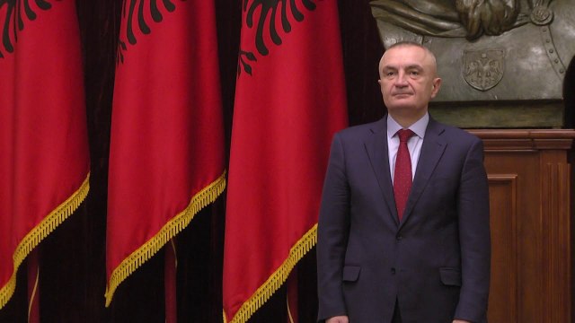 Ndryshimet në qeveri, ministrat e rinj marrin zyrtarisht detyrën pas betimit në Presidencë