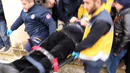 Cenaze namazı kılanların üstüne tente düştü: 3 yaralı - ŞANLIURFA