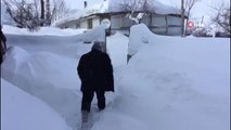 Bingöl'de Evler Kara Gömüldü, Kar Kalınlığı 2 Metreyi Aştı