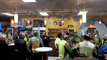 Un moment de convivialité pot offert par nos camarades René et Roger