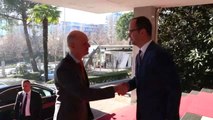 Hollanda Dışişleri Bakanı Blok Arnavutluk'ta