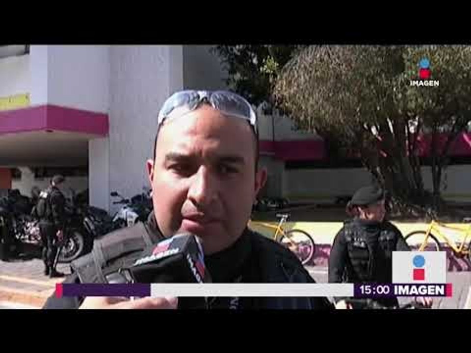 Policías tienen que andar en bici por desabasto de gasolina | Noticias con Yuriria