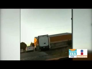 Tren se impacta contra una camioneta que esperaba en la fila de una gasolinera | Francisco Zea