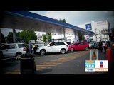 Continúan las largas filas para adquirir gasolina en México | Noticias con Francisco Zea