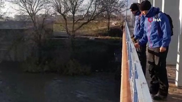 JAK timi Büyük Menderes Nehri’ne düşen şahsı arıyor