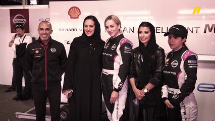 تجارب لافتة للسيدات في سباقات فورمولا E.. ومتسابقة إماراتية تخطف الأنظار