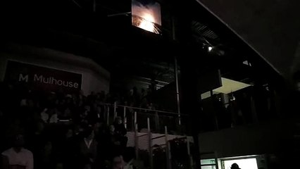 Des gilets jaunes perturbent le discours de Michèle Lutz