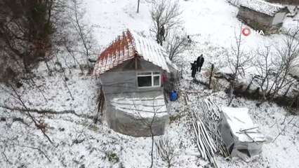 Kış Günü Naylon Barakada Yaşam Savaşı