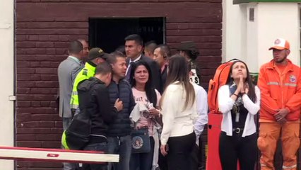 Explosão de carro-bomba mata 9 em Bogotá