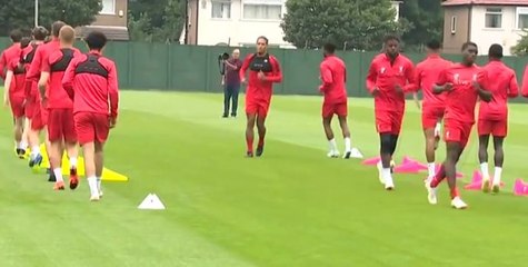 Liverpool, Robertson'ın Sözleşmesini Uzattı