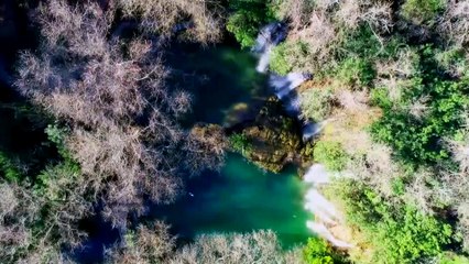 تركيا.. شلال كورشونلو يسحر زوار أنطاليا بطبيعته الخلابة