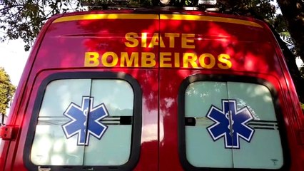 Mulher fica em estado grave ao sofrer queda