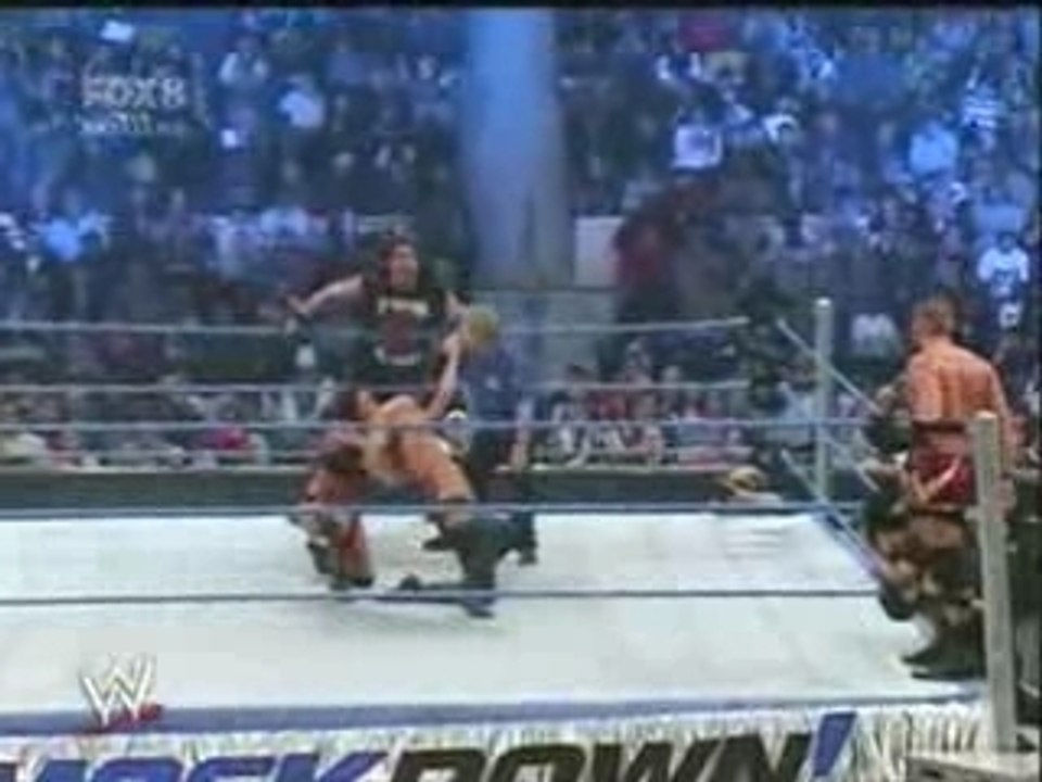 WWe Smackdown 04 01 08 Michelle McCool & Chuck Palumbo