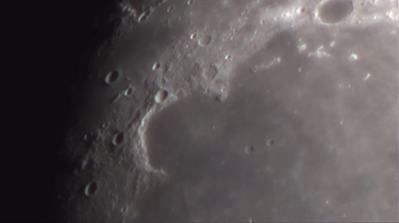 Moon (17 January 2019)