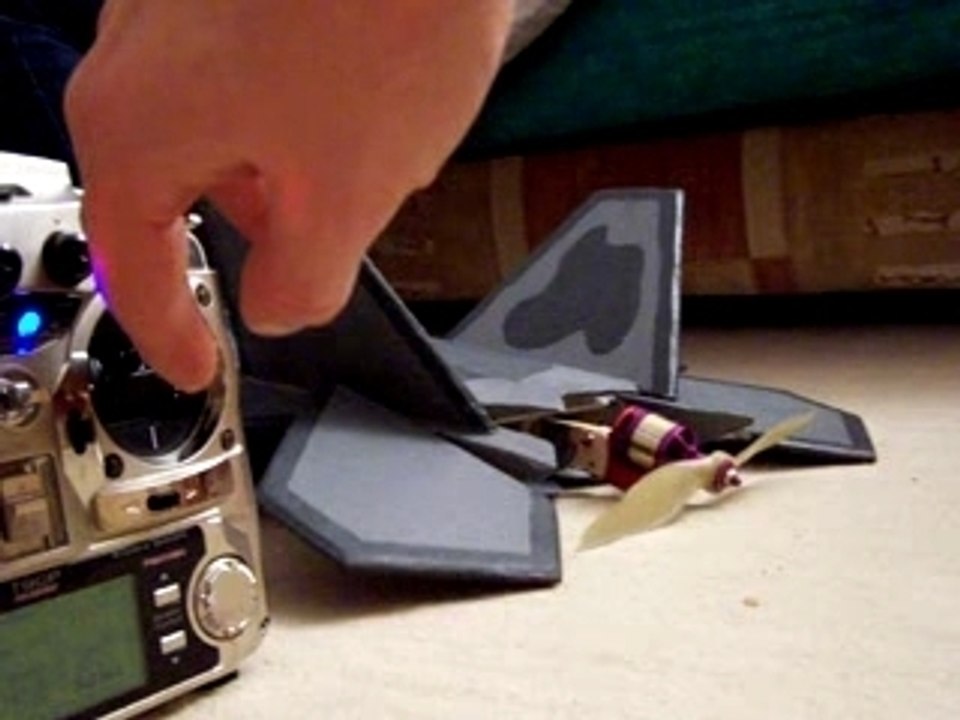 F22-poussée_vectorielle