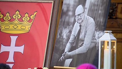 Pawel Adamowicz : la Pologne se recueille