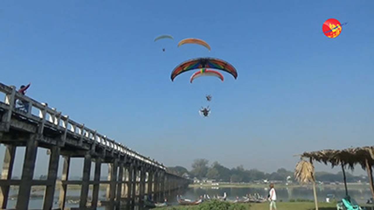 ေတာင္သမန္အင္းမွာ အလွျပ ေလထီးပ်ံသန္းမႈ ျပဳလုပ္ (႐ုပ္/သံ)