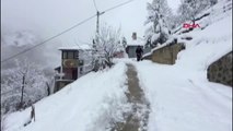 Trabzon Tarım Aracıyla Karadeniz Usulü Kar Küreme