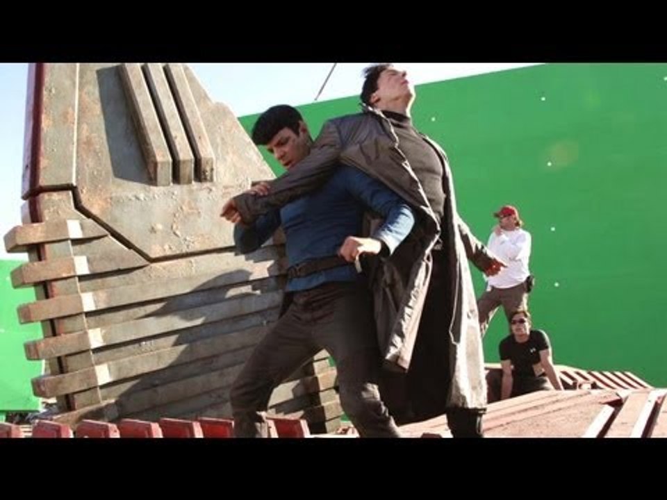 STAR TREK INTO DARKNESS Dvd & Blu-Ray Bonus "Spock and Khan fight"