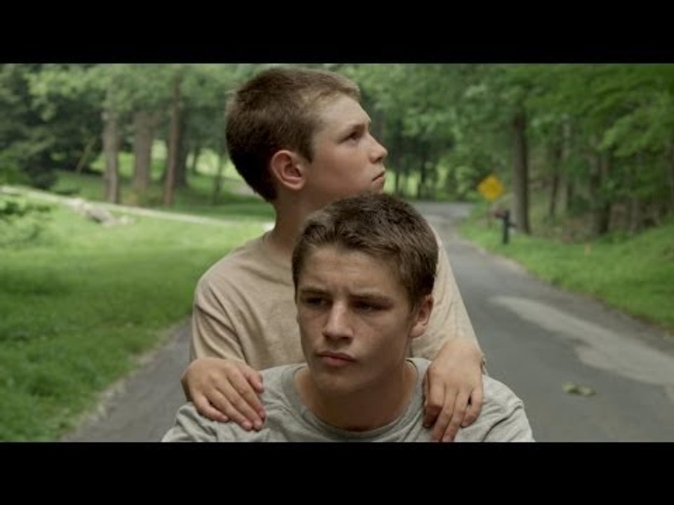 HIDE YOUR SMILING FACES Trailer (2014)