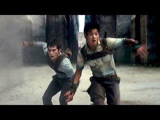 "Run" THE MAZE RUNNER Movie Clip