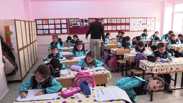 Okullarda karne heyecanı - ÇORUM