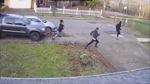 Un conducteur surpris en train d'essayer d'ecraser 3 jeunes