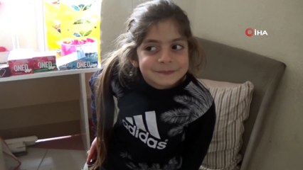 Görenler Kız Sanıyor Ama O Bir Erkek: 8 Yıldır Saçlarına Makas Değmedi