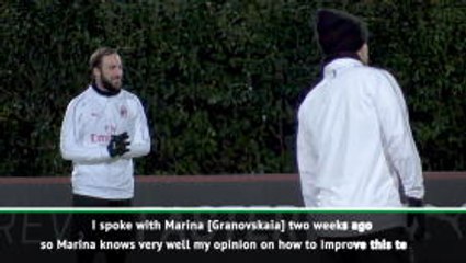 I cannot help you - Sarri on Higuain signing