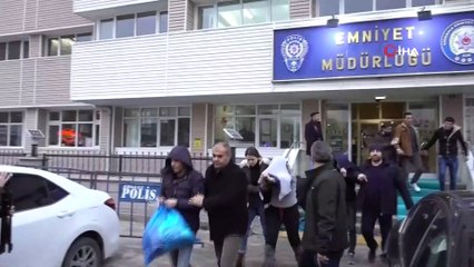 Tutuklanan şahıs gazetecilere böyle saldırdı