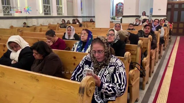 الأقباط يؤدون صلاة قداس عيد الغطاس بالغربية