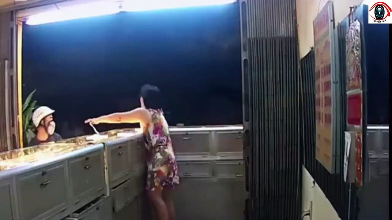 Camera an toàn - Cướp tiệm vàng táo bạo