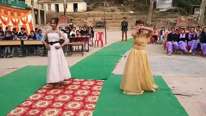 Girls dancing