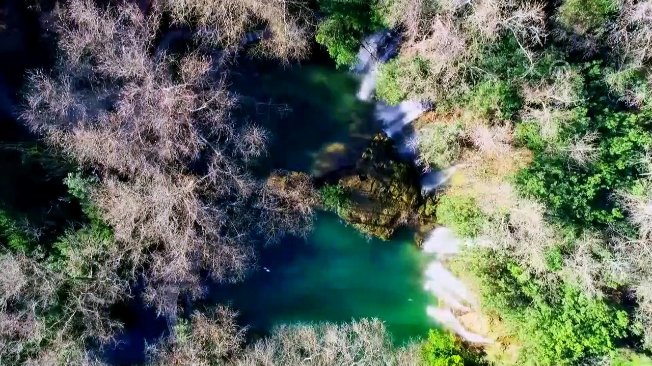 Kurşunlu Şelalesi kışın da turistlerin gözdesi - ANTALYA