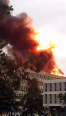 Explosion de bouteilles de gaz sur le toit de l'université de Lyon !