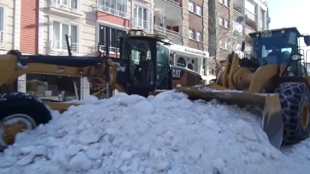 97 Köy Yolu Ulaşıma Kapandı