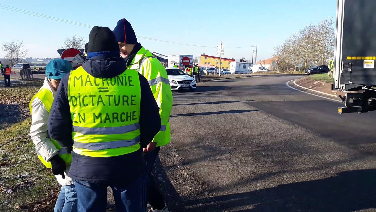 Gilets jaunes : ambiance boîte de nuit à Phalsbourg