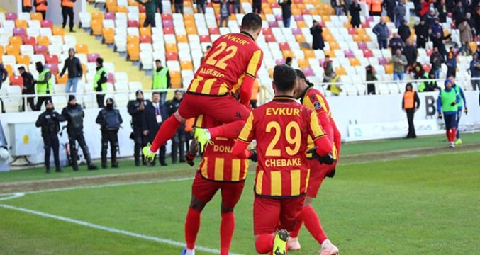 Evkur Yeni Malatyaspor, Göztepe'yi 3-2 Mağlup Etti