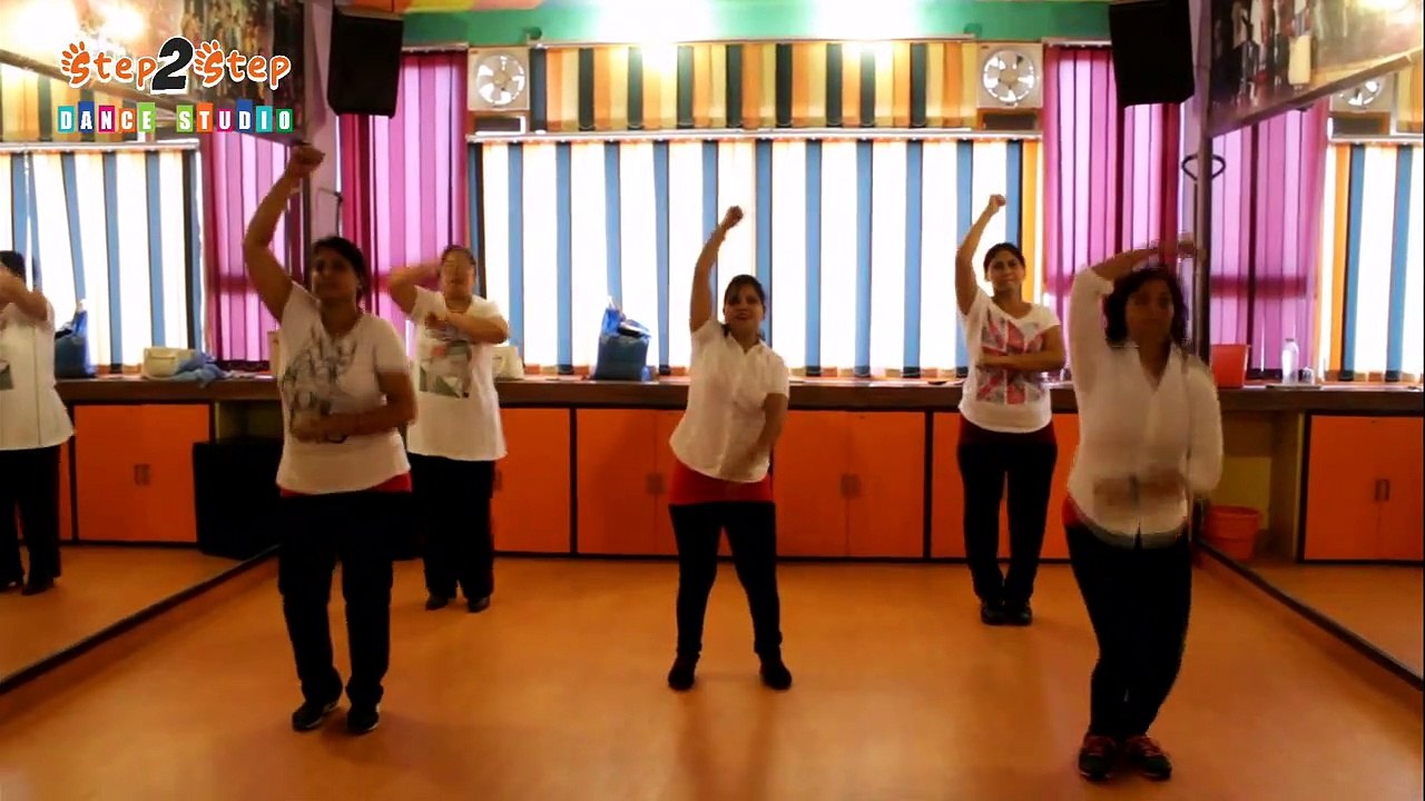 Hey Mr DJ - Lets Go Bananas - Phata Poster Nikla Hero |  Phata Poster Nikhla Hero | Step2Step Dance Studio