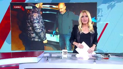 Otomobille Kovalayıp Kurşun Yağdırdı