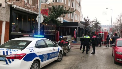 Çatıda çıkan yangın öğrenci evine sıçradı - EDİRNE