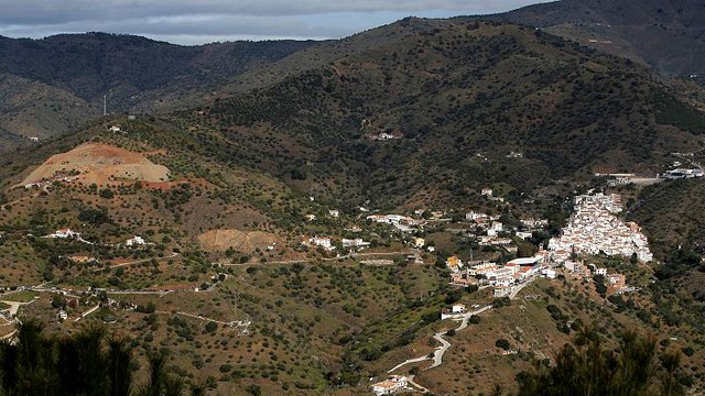 Rescue operation under way to save boy trapped in well