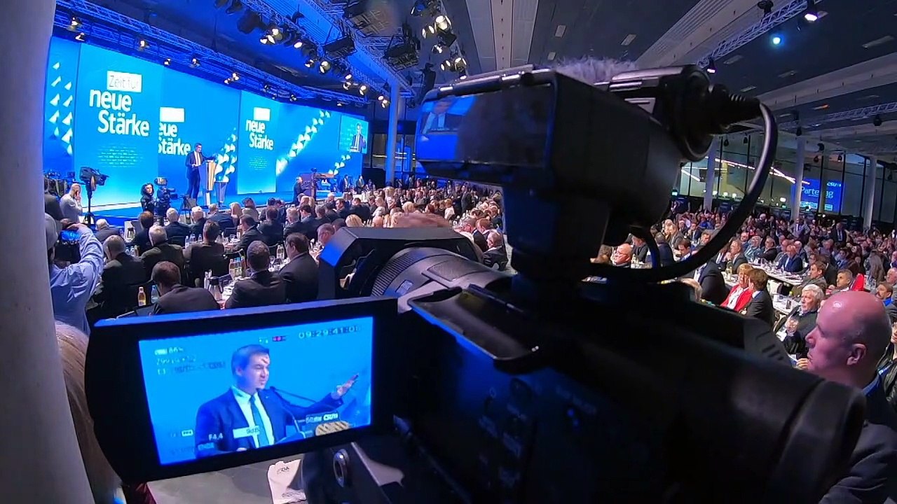 Söders Amtszeit als CSU-Chef beginnt mit einem Dämpfer