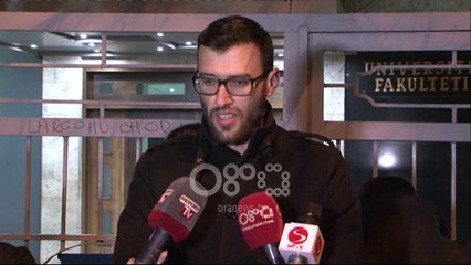 Incidenti tek Ekonomiku, studentët në mbrojtje të pedagoges: U provokua nga forumet partiake